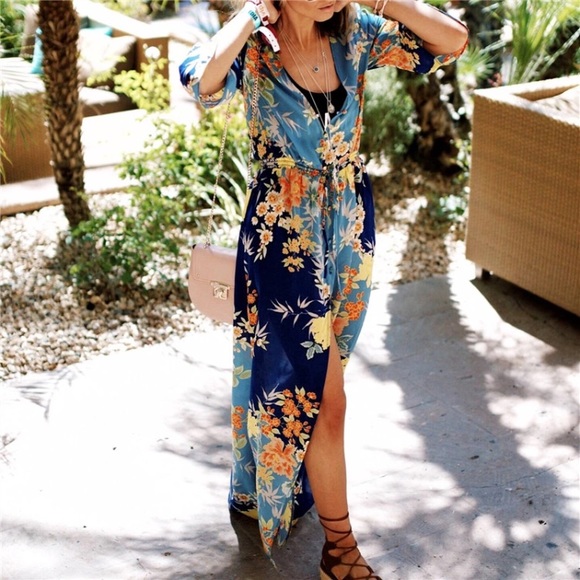 Stunning Nasturtium Caftan Maxi Dress - Picture 2 of 6